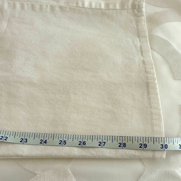 Avenue White, Wide Leg Jeans/Pants. Decorative Stitching on Back Pockets Size 16 - Picture 10 of 10